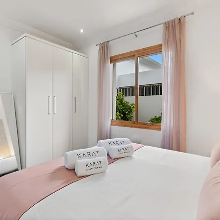 Karat Luso Willa Costa Adeje (Tenerife)