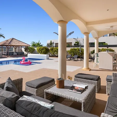 Karat Luso * Costa Adeje (Tenerife)