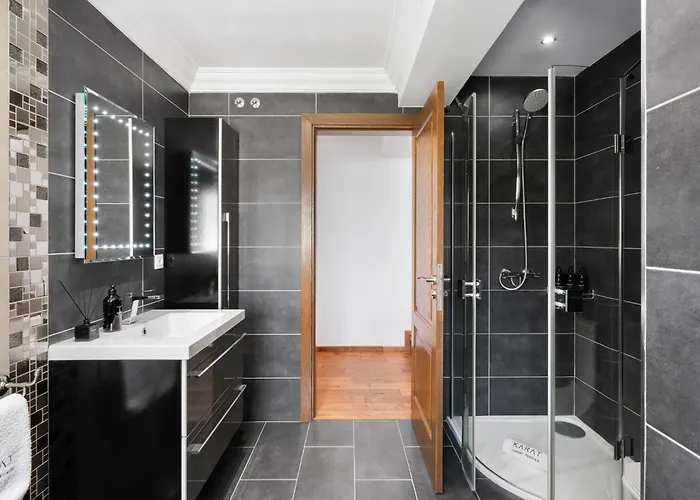 Karat Luso أذيخي